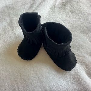 Teeny Toes Black Moccasin Boots With FringeInfant Sz 3